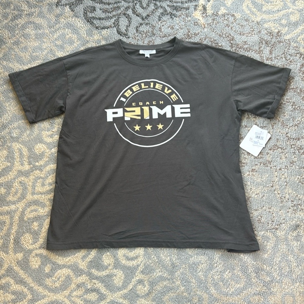 WEAR By Erin Andrews Coach Prime I Believe Cuff Sleeve T-Shirt Gray XL Colorado